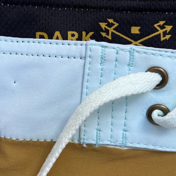 Men's Dark Seas Board Shorts Multicolor 32 Surf Beach Shred Swim Zip Tropical - Picture 8 of 13